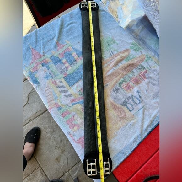 Wintec Elastic Dressage Girth 31” Black Color Horse Equestrian Equine - Picture 6 of 7